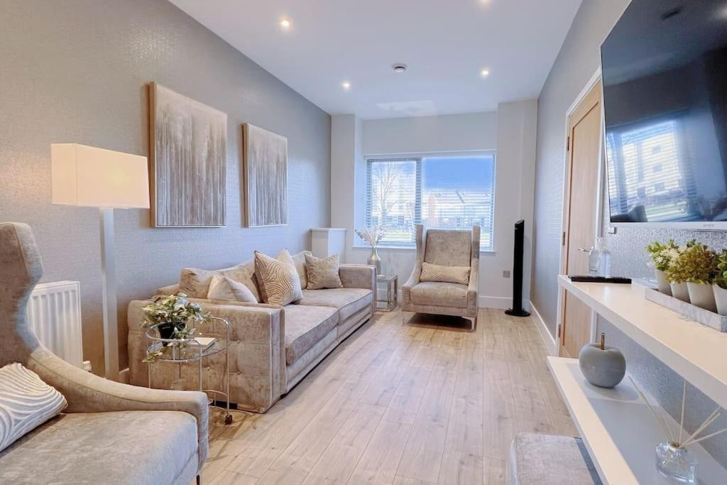 No6, Luxury Townhouse Near Bicester Village Exterior photo